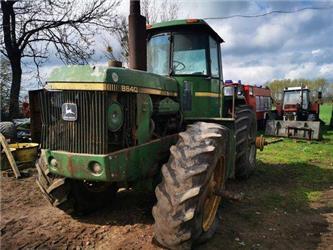 John Deere 8640   pump