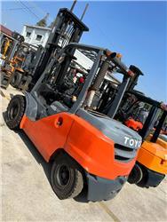 Toyota 25T Used forklift/Discount price