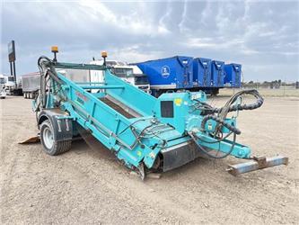 Beachtech 2000