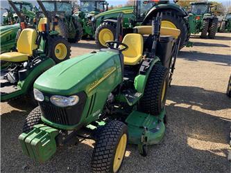 John Deere 2520