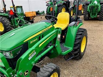 John Deere 3038E