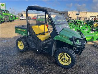 John Deere XUV590M