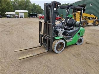 Komatsu FG30HT-16