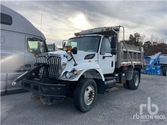International 7400SFA