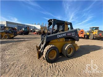 John Deere 332G