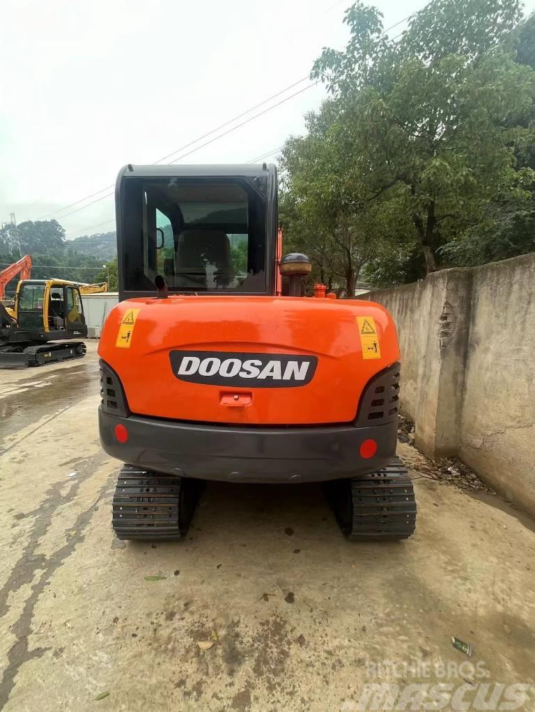 Doosan DH 60-7 Mini excavators < 7t