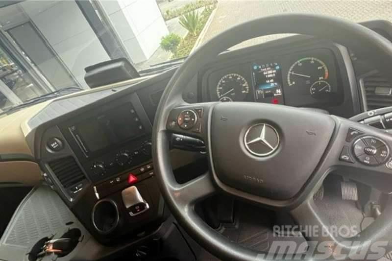 Mercedes-Benz 2652LS/33 STD Other trucks