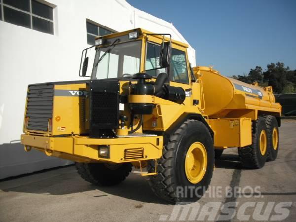Volvo A25C WITH NEW WATER TANK Articulated Haulers