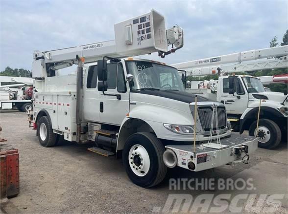 Altec DL45TC Truck mounted aerial platforms