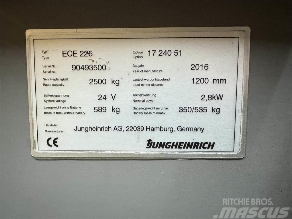 Jungheinrich ECE 225 - TRAGLAST 2.500KG - Bj. 2016 Mini excavators < 7t (Mini diggers)