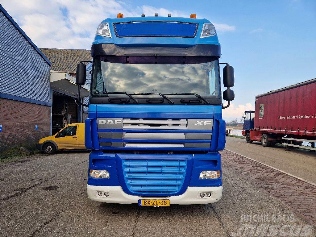 DAF FTG XF 105.460 SUPER SPACECAB Truck Tractor Units