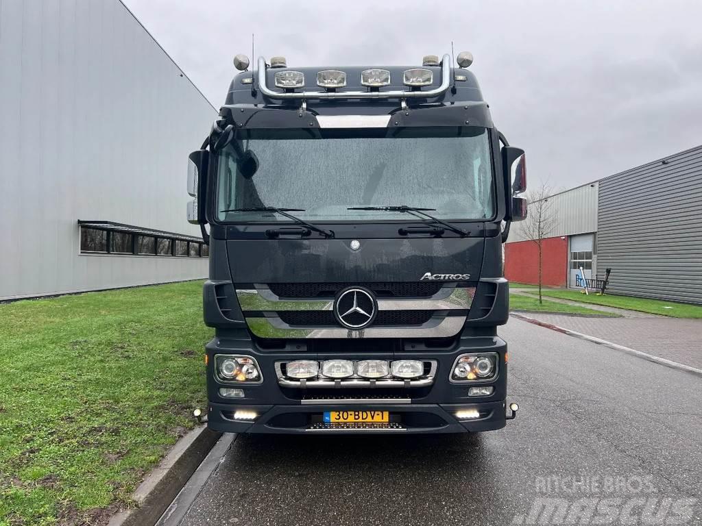 Mercedes-Benz Actros 1841 4X2 EURO 5 249.088km Van Body Trucks