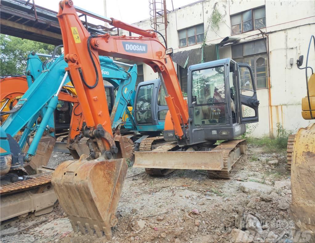 Doosan DH60-7 Mini excavators < 7t