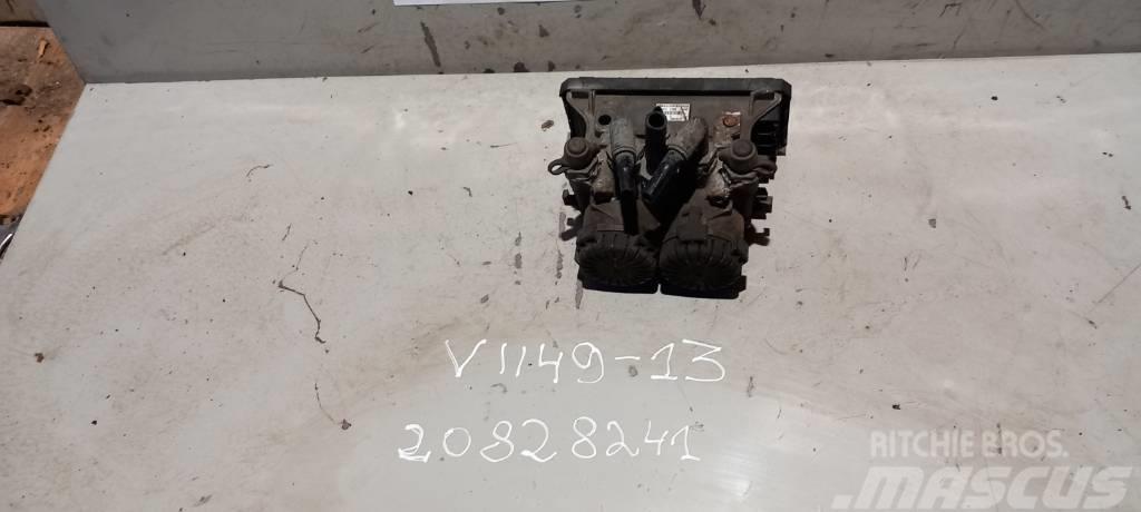 Volvo 20828241 FH13.440 EBS VALVE Gearboxes