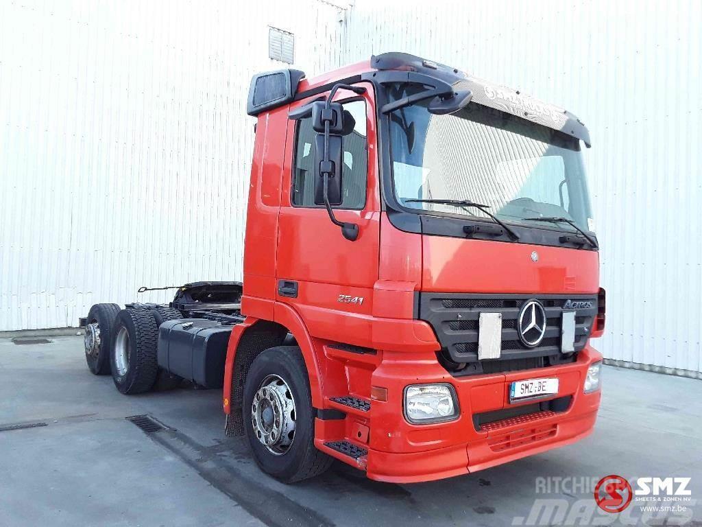 Mercedes-Benz Actros 2541 EPS 384 km Truck Tractor Units