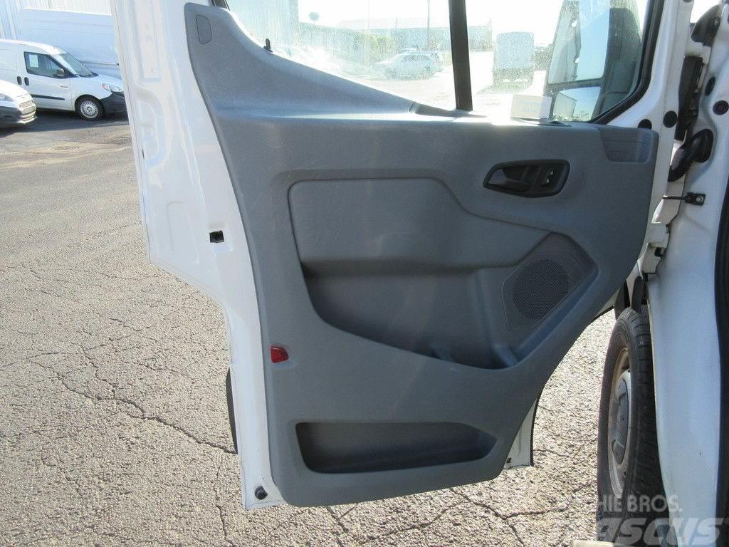 Ford Transit T-250 Panel vans