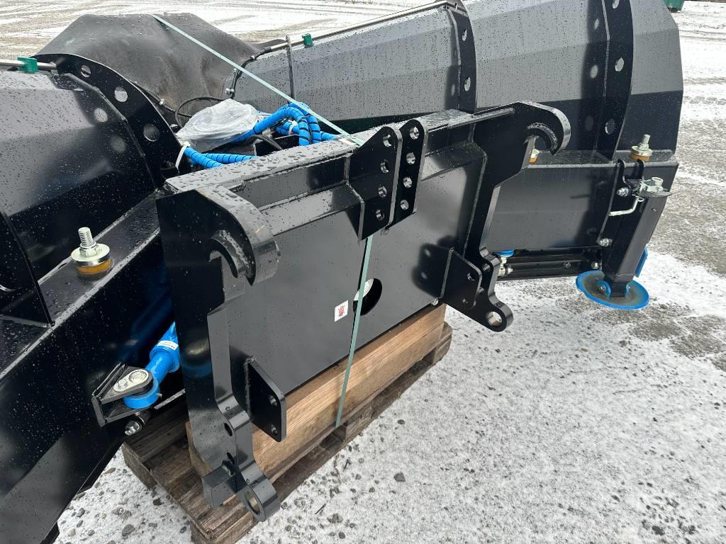 SE Equipment  3,70m ny vikplog med kombifäste o diagonalfunktion Ploughs