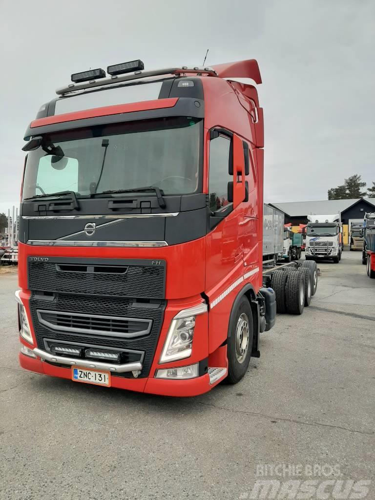 Volvo FH 13 Chassis Cab trucks