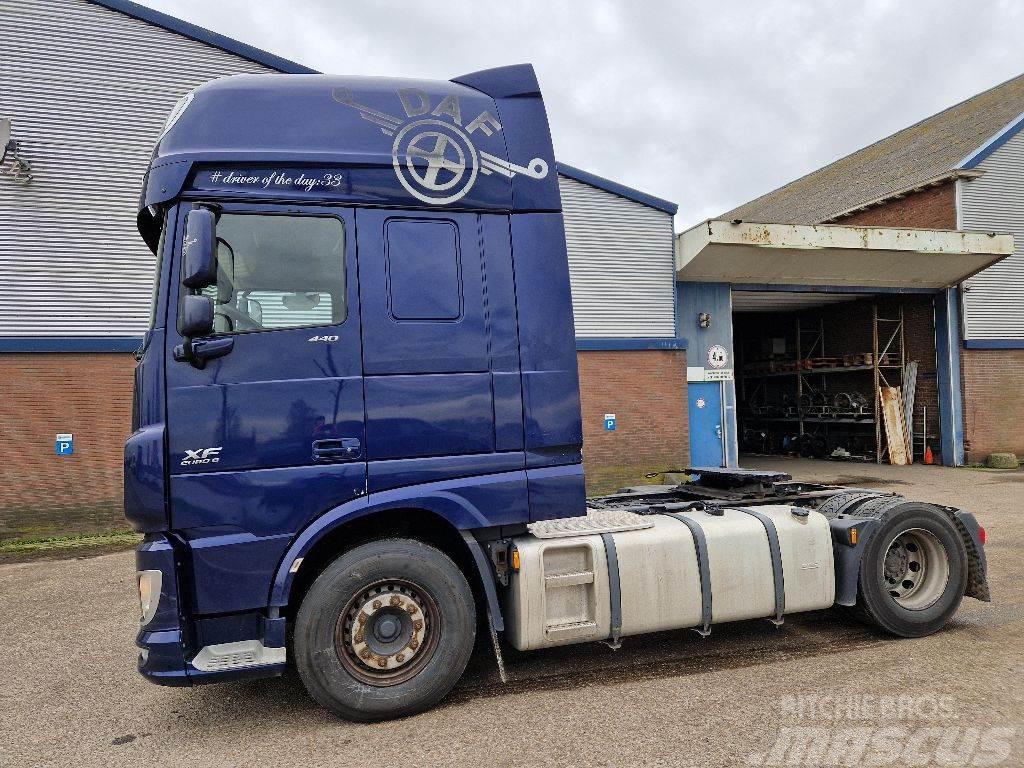 DAF XF 440 FT Truck Tractor Units