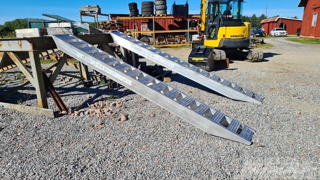  Lastramper aluminium olika längder Mini excavators < 7t