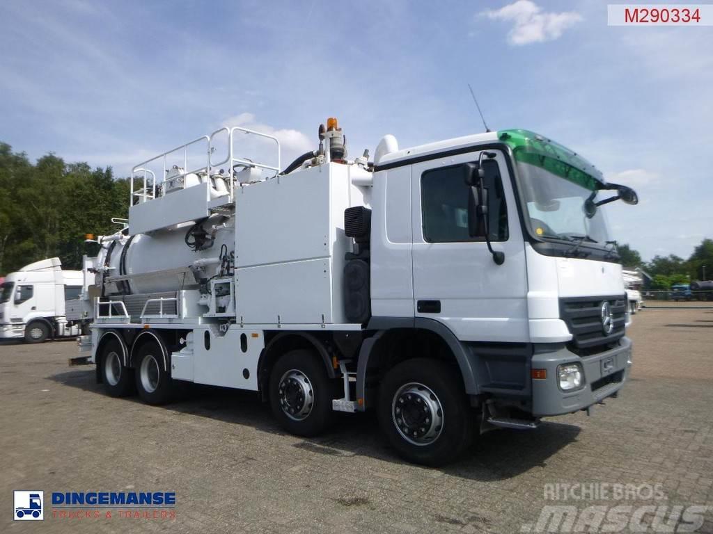 Mercedes-Benz Actros 3241 8x4 RHD Huwer vacuum tank / hydrocureu Sewage disposal Trucks