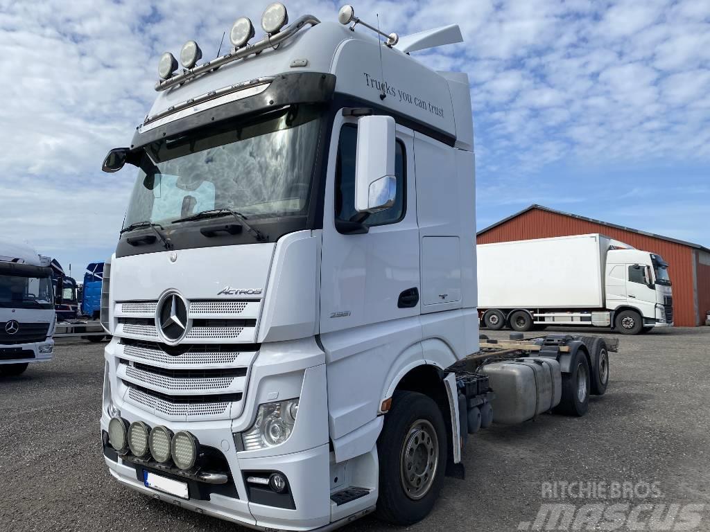 Mercedes-Benz 963-0-C ACTROS Serie 9395 Euro 5 Truck Tractor Units