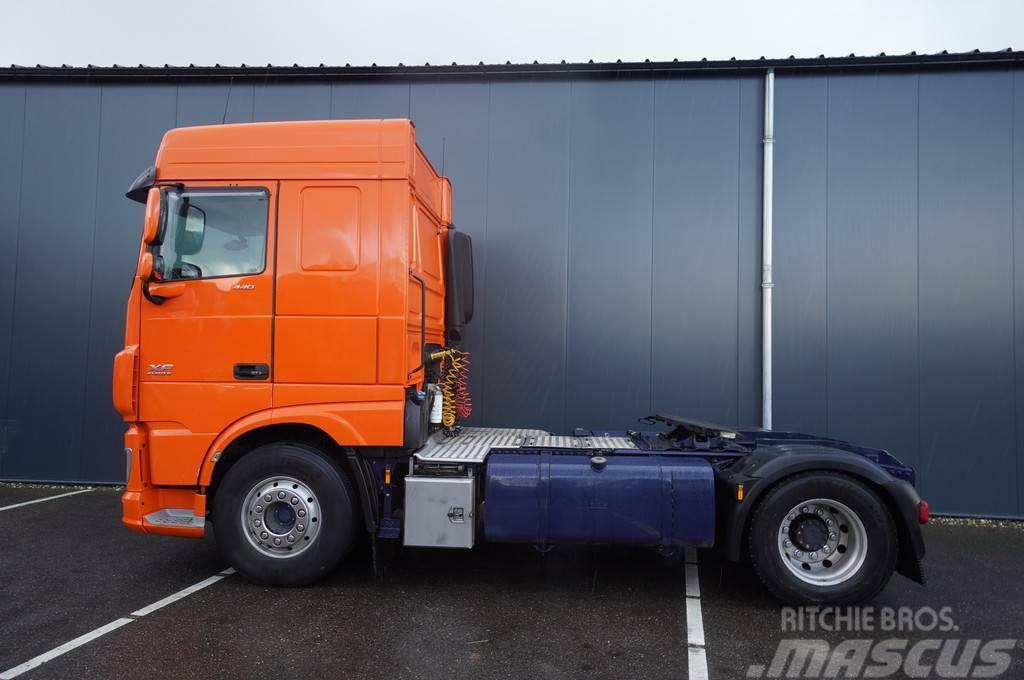 DAF XF440 FT SC WITH BLOWER Truck Tractor Units