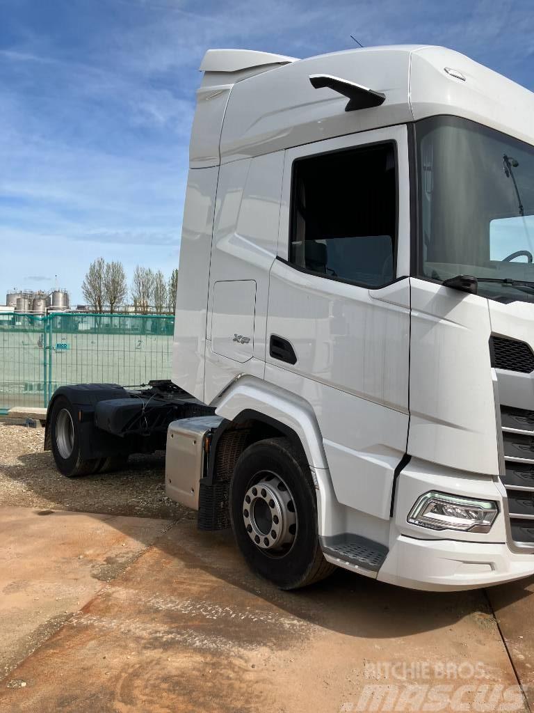 DAF XF 450 FT Truck Tractor Units