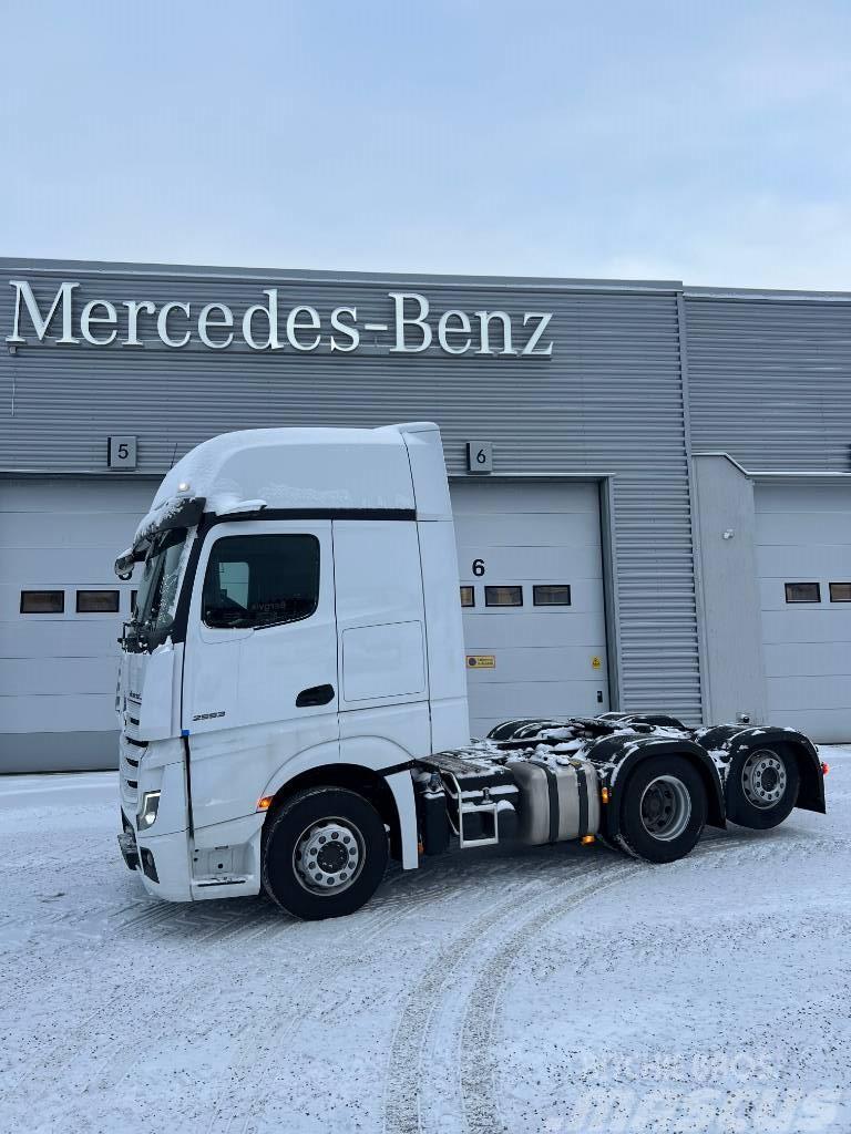 Mercedes-Benz Actros 2553 LS 6x2 Gigaspace Truck Tractor Units