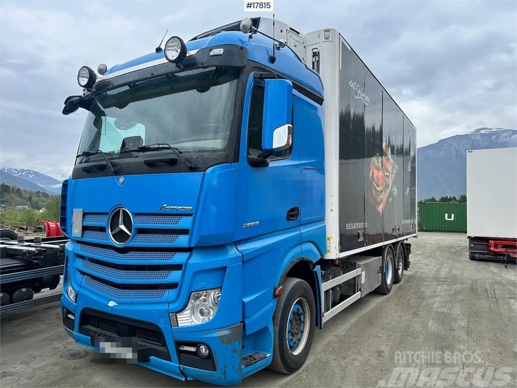 Mercedes-Benz Actros 2563 Box truck w/ fridge/freezer unit and f Van Body Trucks