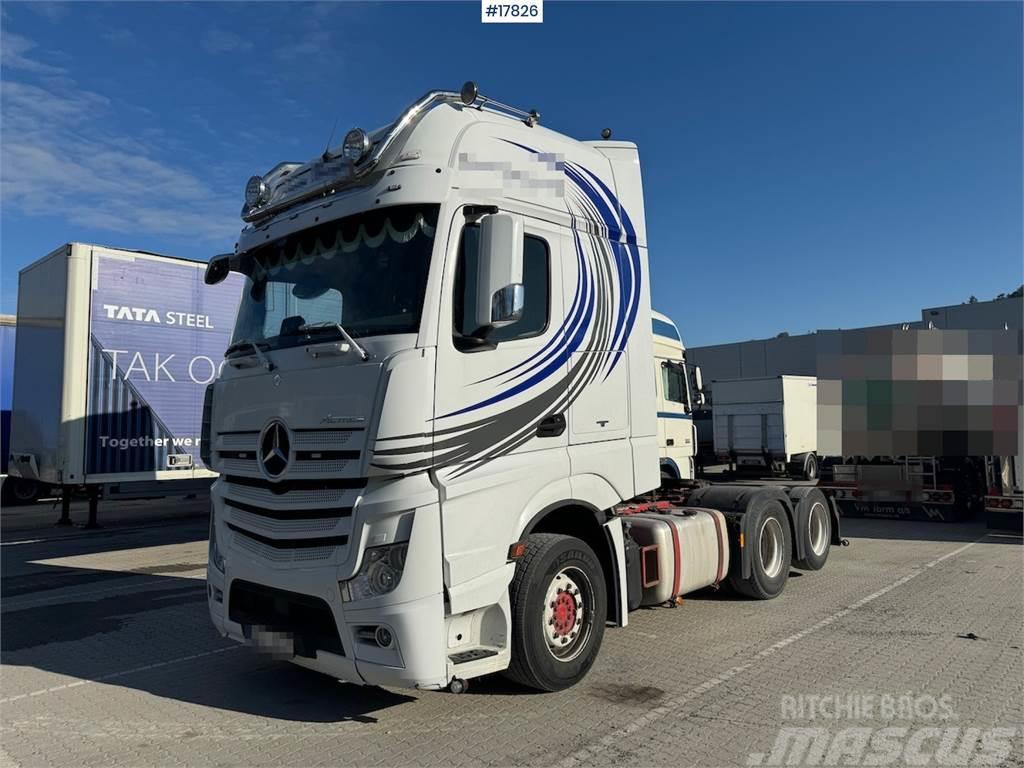 Mercedes-Benz Actros 6x2 tow truck w/ hydraulics WATCH VIDEO Truck Tractor Units