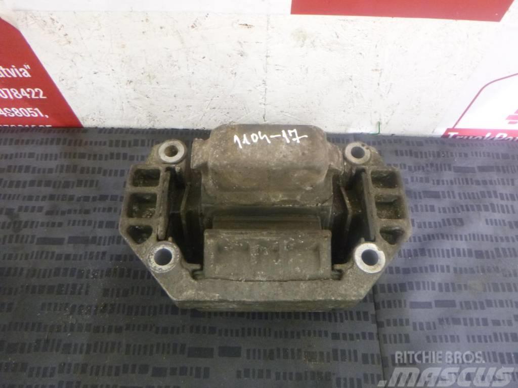 Scania R440 Gearbox support 1782203 Gearboxes