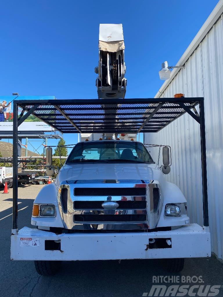 Ford F 750 SD Truck mounted aerial platforms