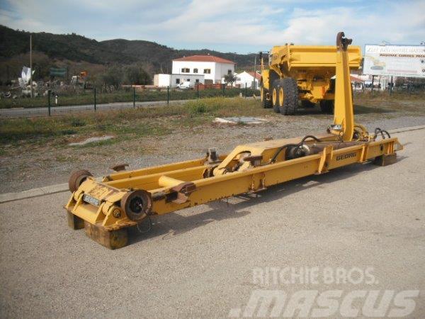 Volvo A25C hook lift system Articulated Haulers