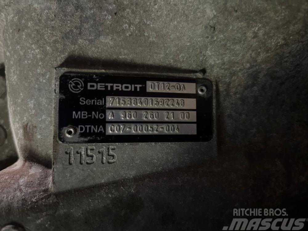 Detroit Diesel DT12OA Gearboxes