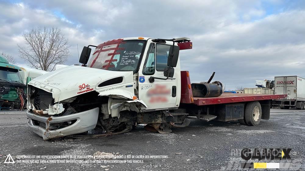 International 4100 DAMAGED TOWING Truck Tractor Units
