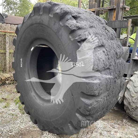 Bridgestone 37.5x39 Tyres, wheels and rims