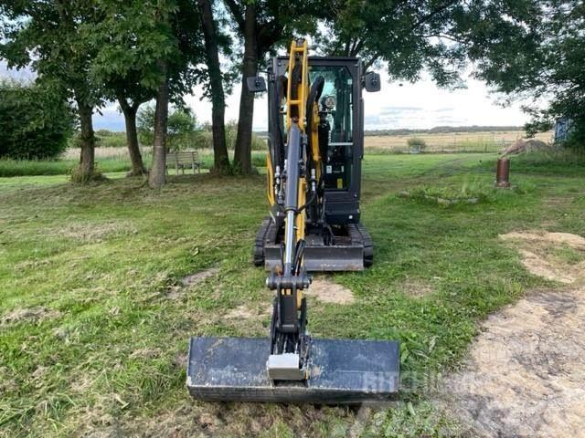 New Holland E20D MED KABINE Mini excavators < 7t