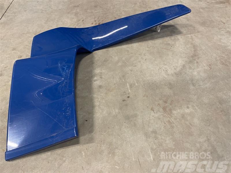 MAN MAN ROOF SPOILER RIGHT 81.62910-0248 Other components