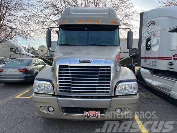 Freightliner ST120064ST Chassis Cab trucks