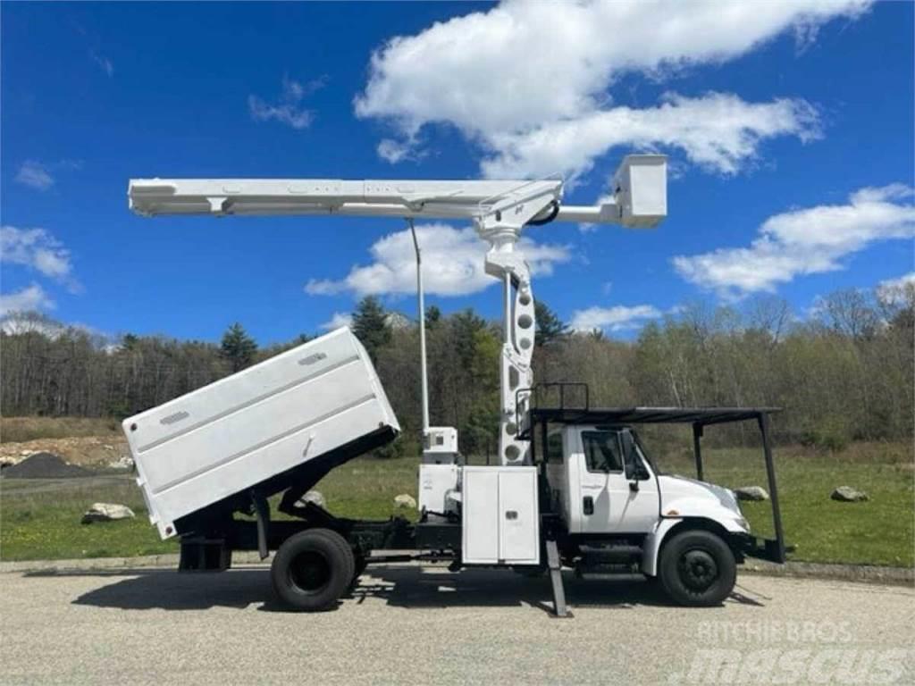International 4300 Truck mounted aerial platforms