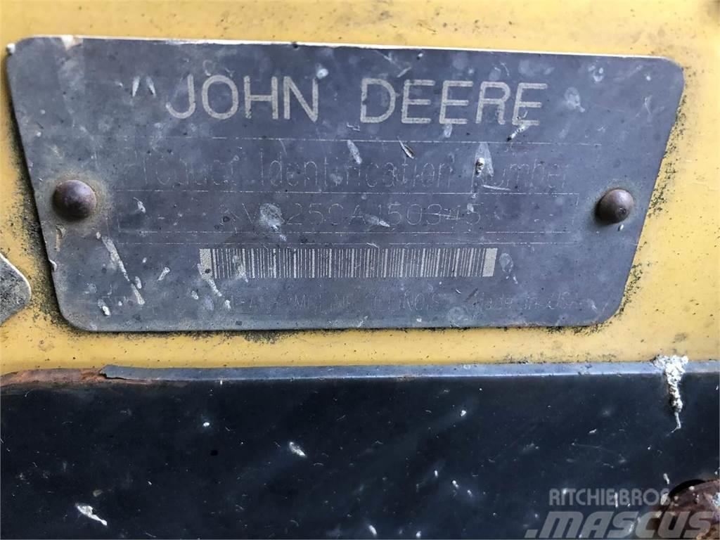 John Deere 250 Skid steer loaders