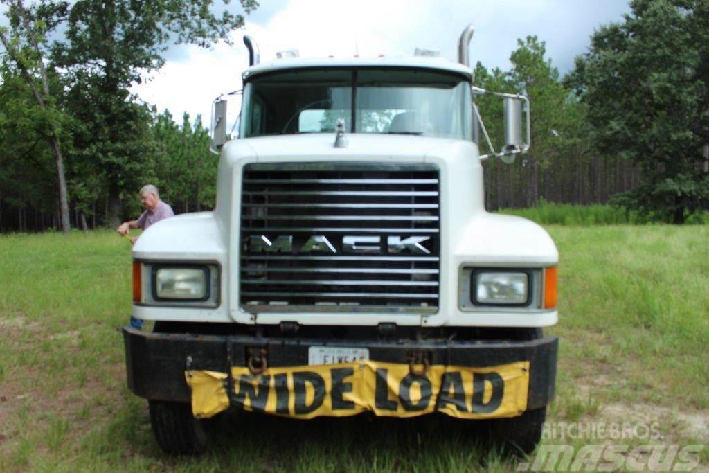 Mack 613 Truck Tractor Units