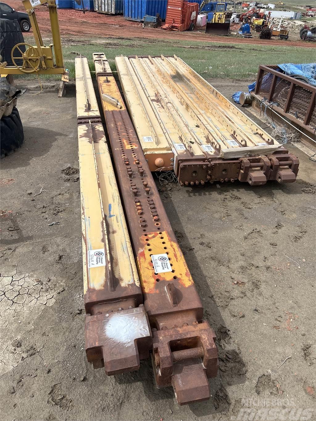  Tesco 500 Ton Torque Tube Top Drive Tracks Other drilling equipment
