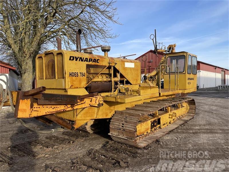  - - -  DYNAPAC HOES 784 Other farming machines