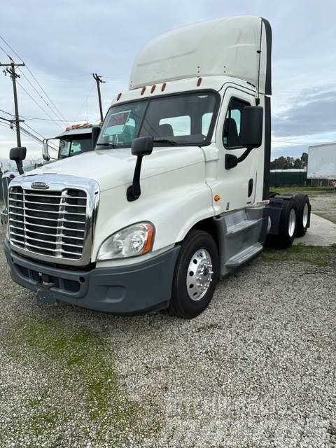 Freightliner Cascadia Truck Tractor Units