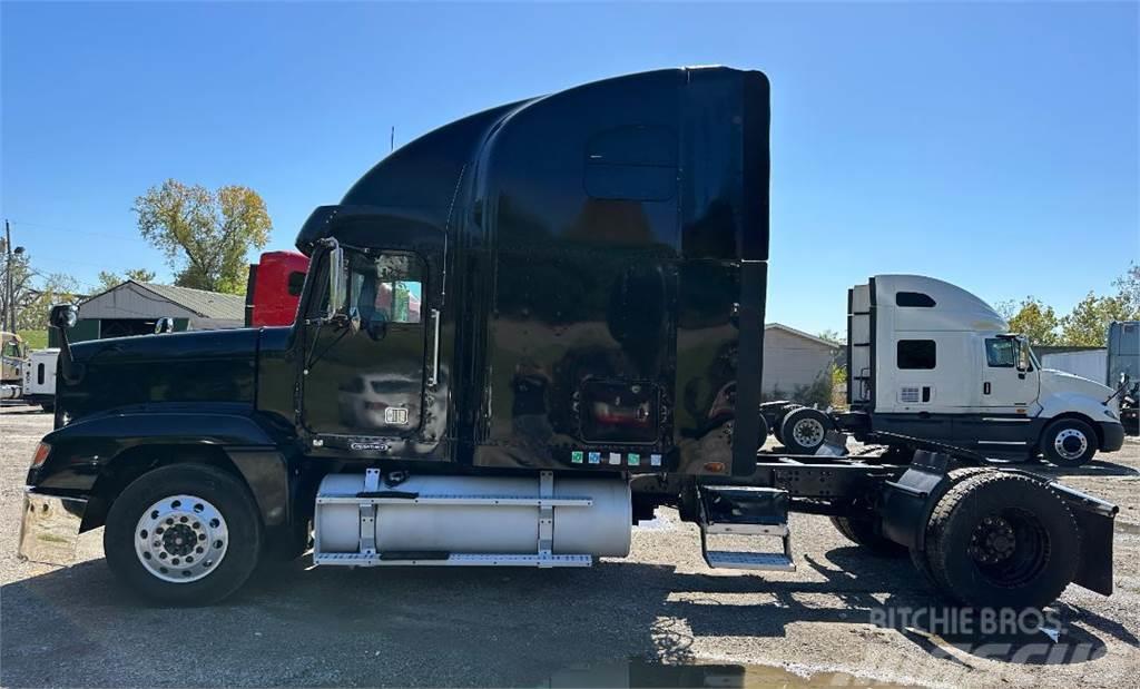 Freightliner FLD 120 Truck Tractor Units