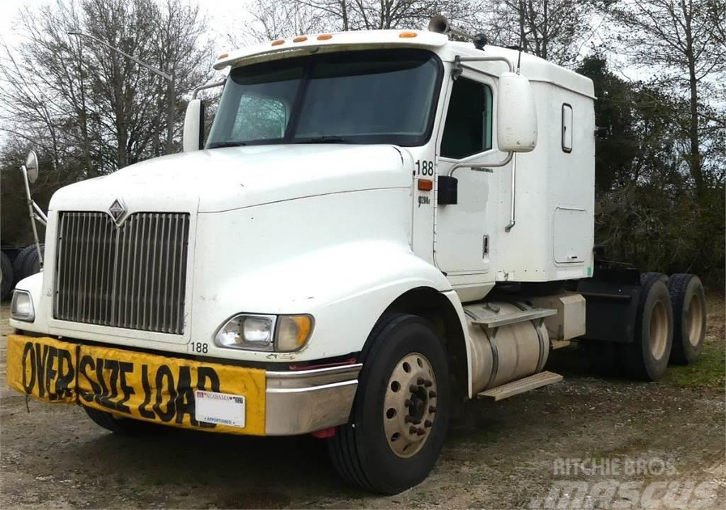 International 9200i Truck Tractor Units