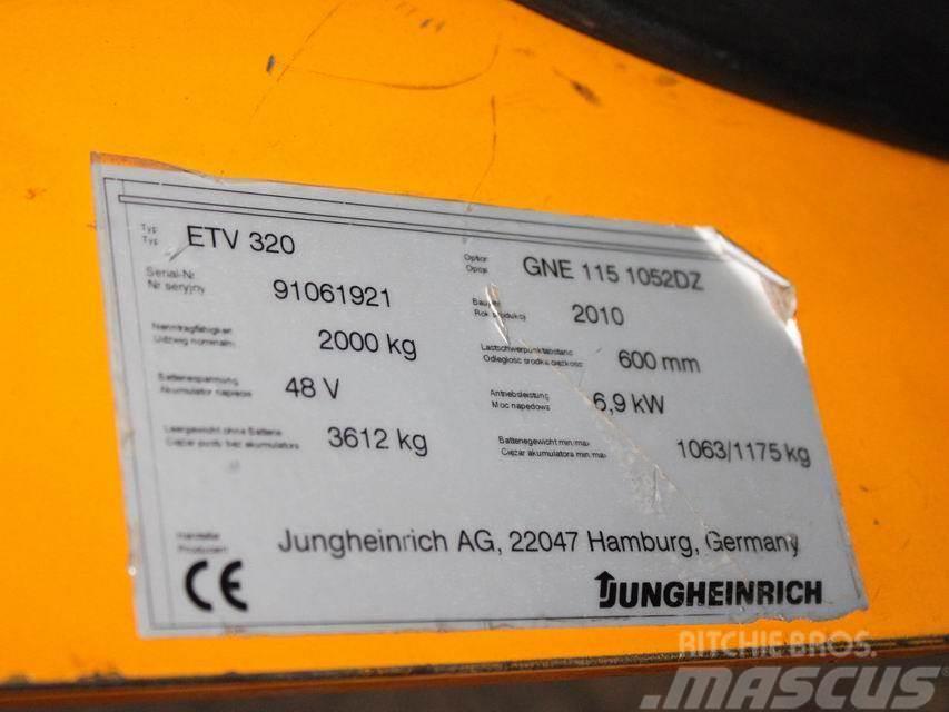 Jungheinrich ETV 320 GNE115-1052DZ Reach truck