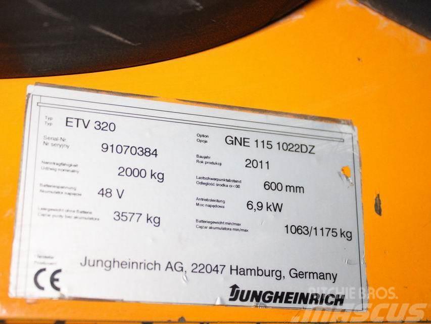 Jungheinrich ETV 320 GNE115-1052DZ Reach truck